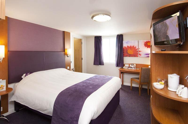 Premier Inn Premier Inn Sandhurst Sandhurst  Exterior foto